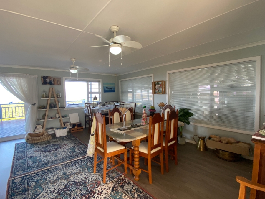 5 Bedroom Property for Sale in Cintsa East Eastern Cape